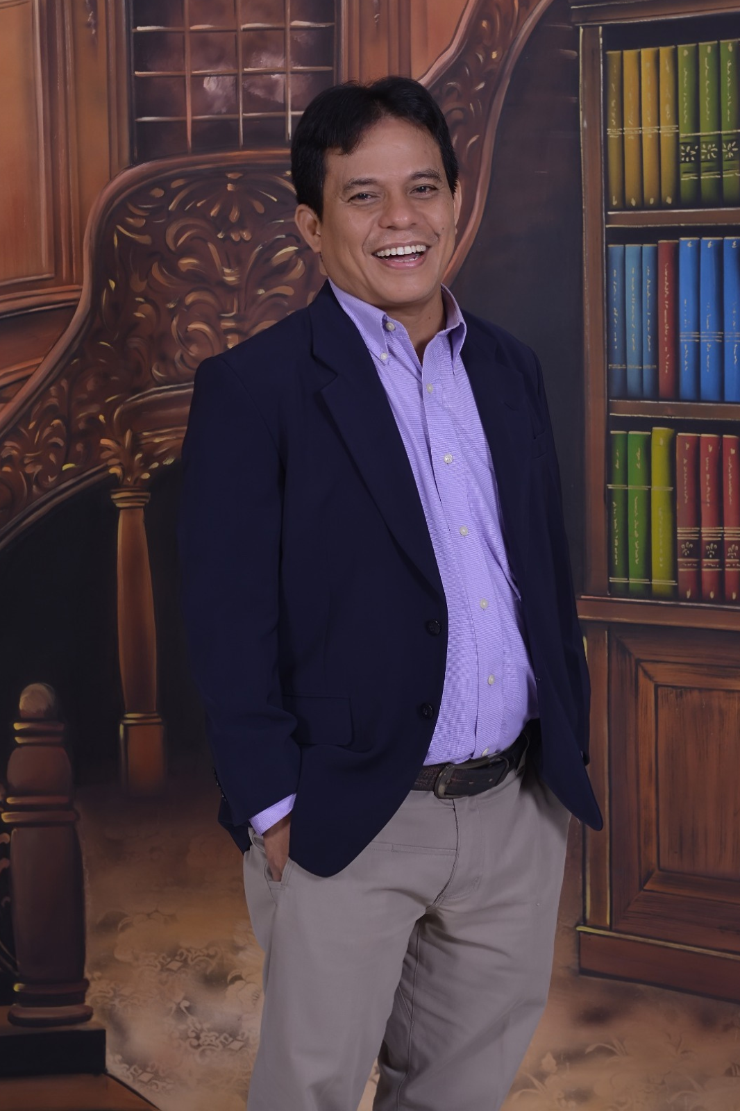 Dr. Mukhaer Pakkanna, SE., MM.